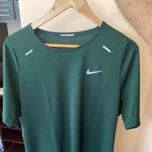 Nike Rise 365 - Pro Green (Large)